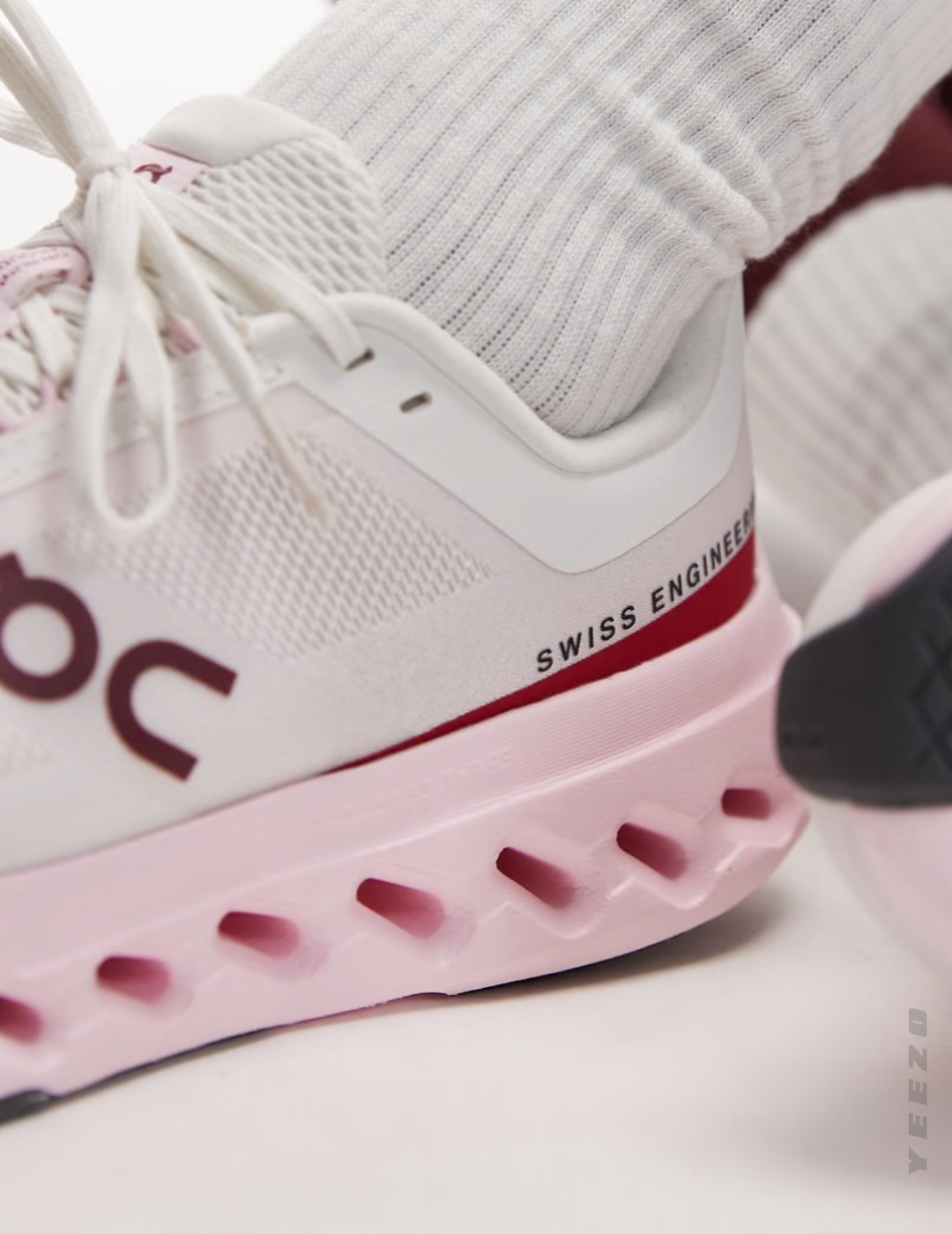 Tênis On Cloudsurfer Next Feminino