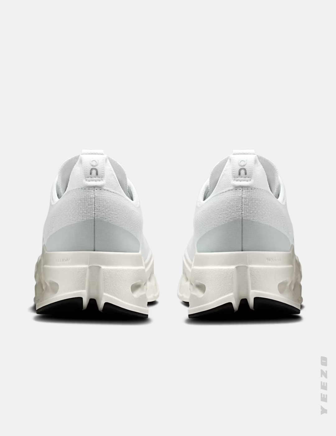 Tênis On Cloudsurfer Max feminino