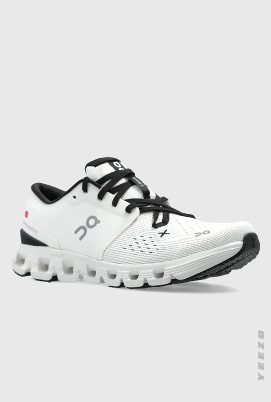 Tênis On Cloud X 4 feminino