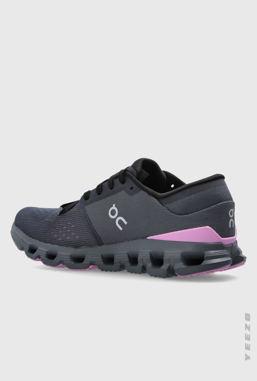 Tênis On Cloud X 4 feminino