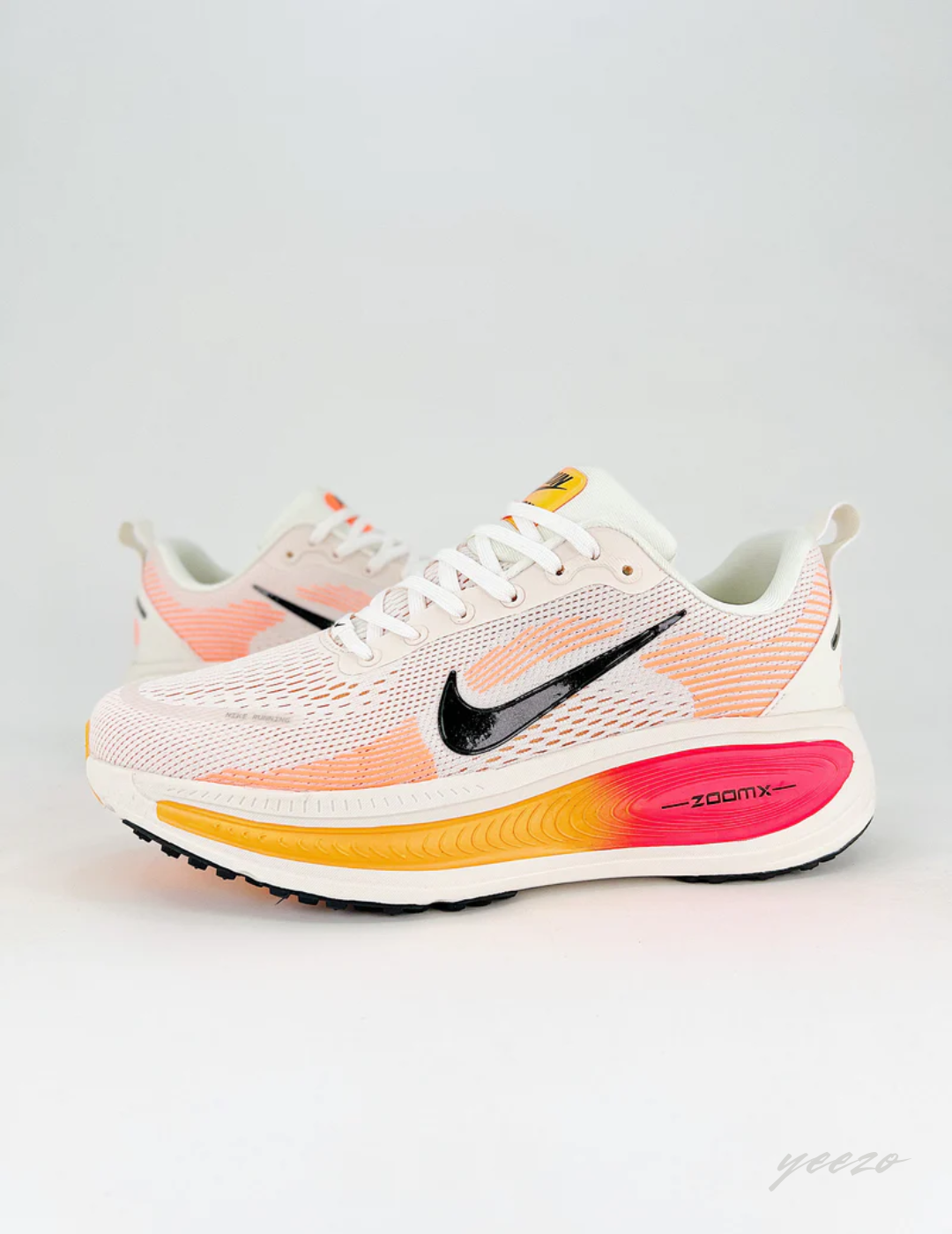 Tênis Nike Vomero 18