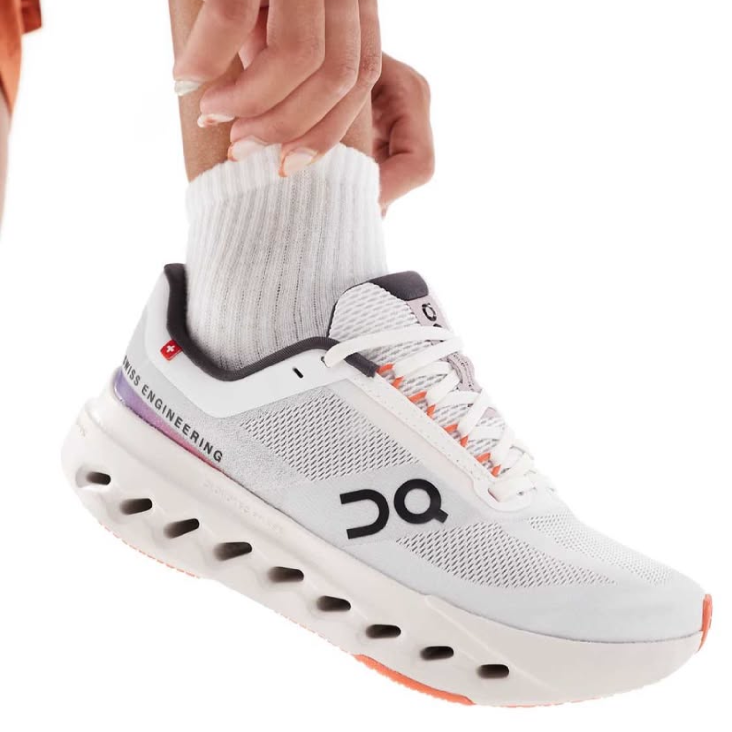 Tênis On Cloudsurfer Next Feminino