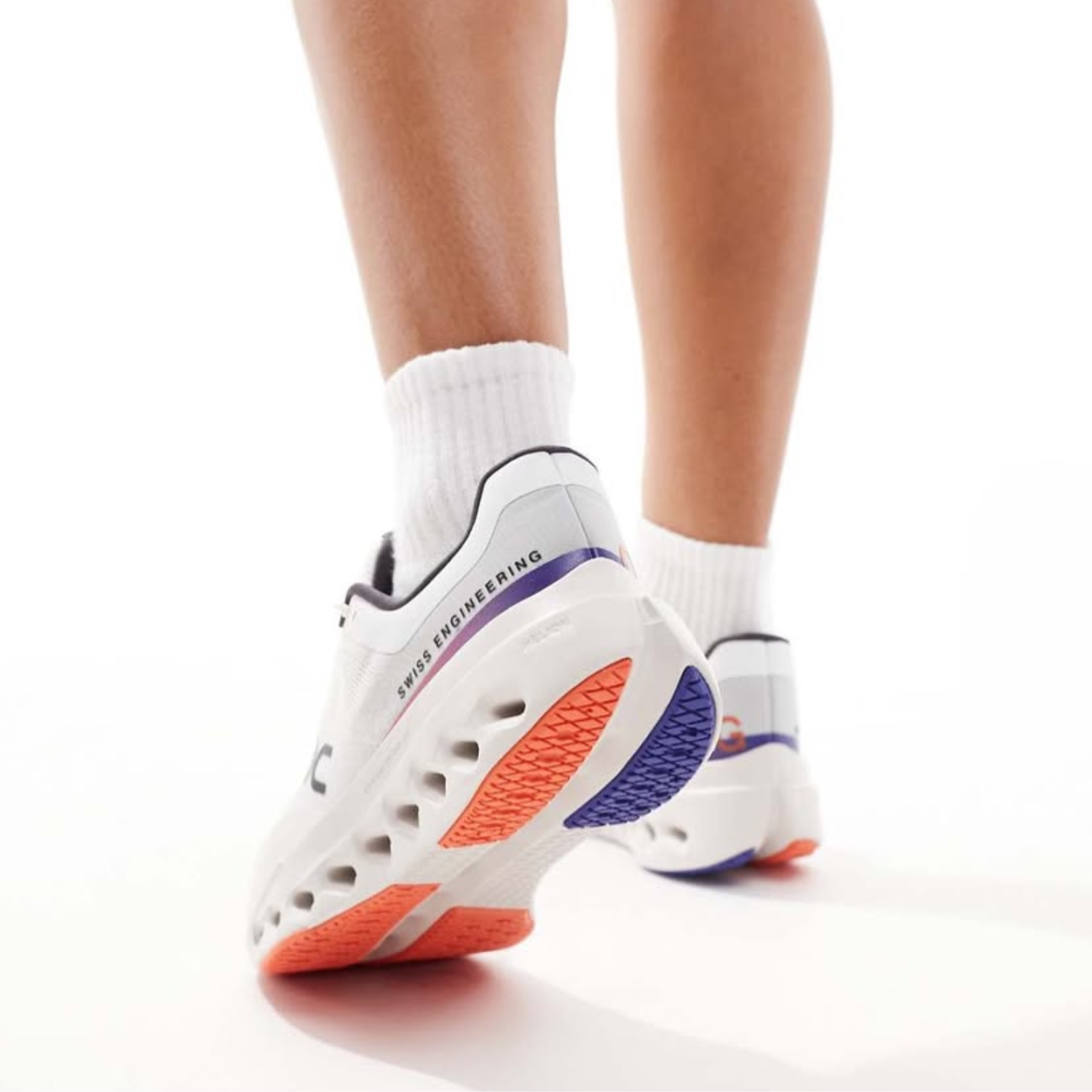 Tênis On Cloudsurfer Next Feminino