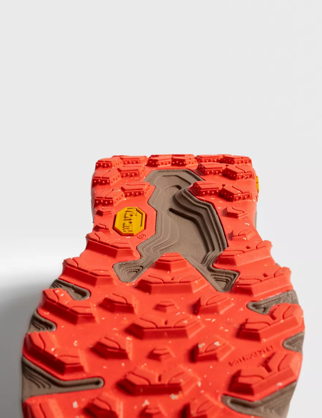 NB Fresh Foam x HIERRO® V9 feminino treino e corrida