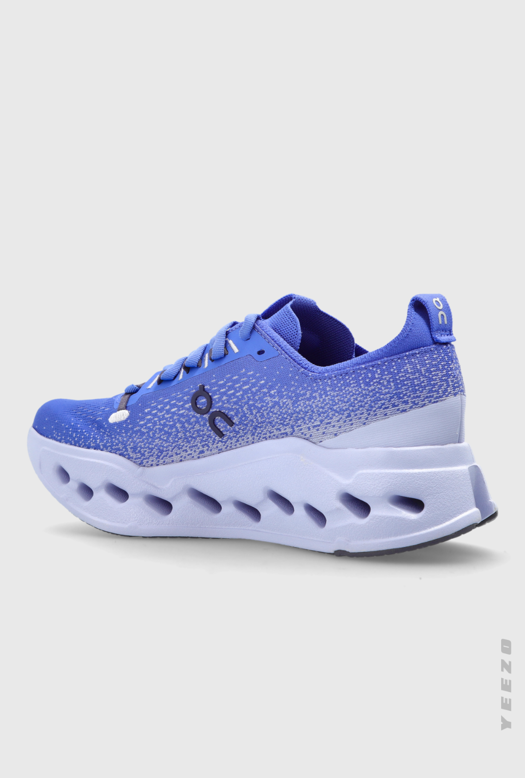 Tênis On Cloudsurfer Max feminino