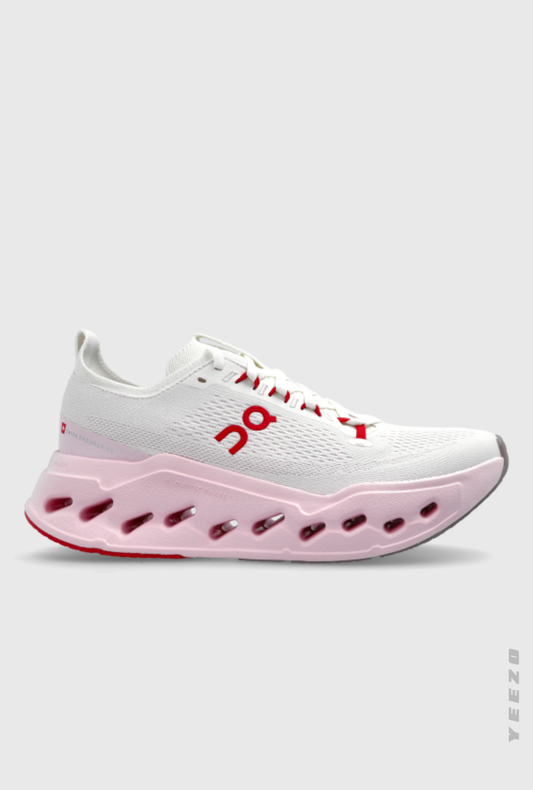 Tênis On Cloudsurfer Max feminino