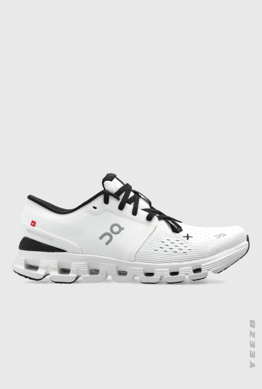 Tênis On Cloud X 4 feminino