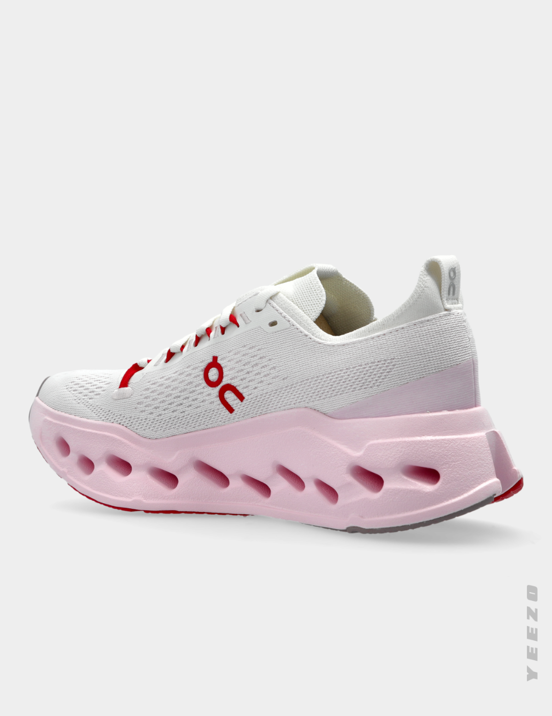 Tênis On Cloudsurfer Max feminino