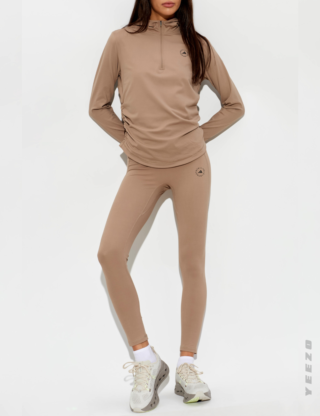 Tênis On Cloudsurfer Max feminino