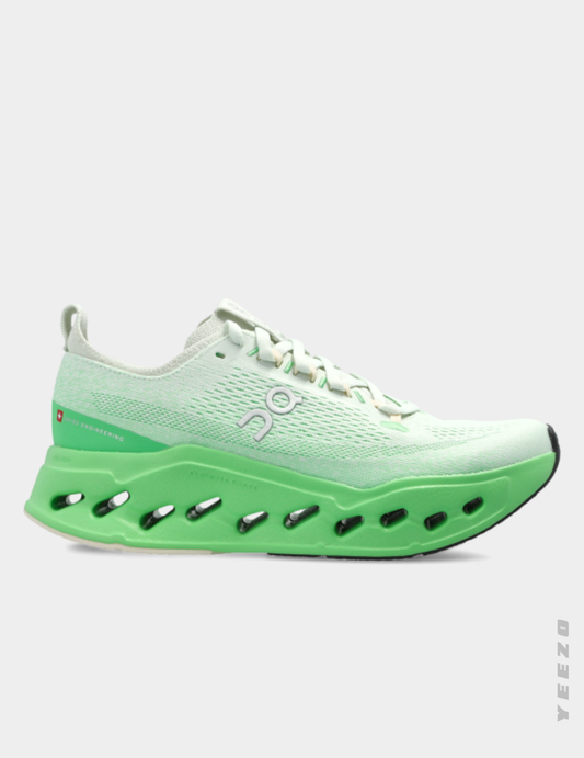 Tênis On Cloudsurfer Max feminino