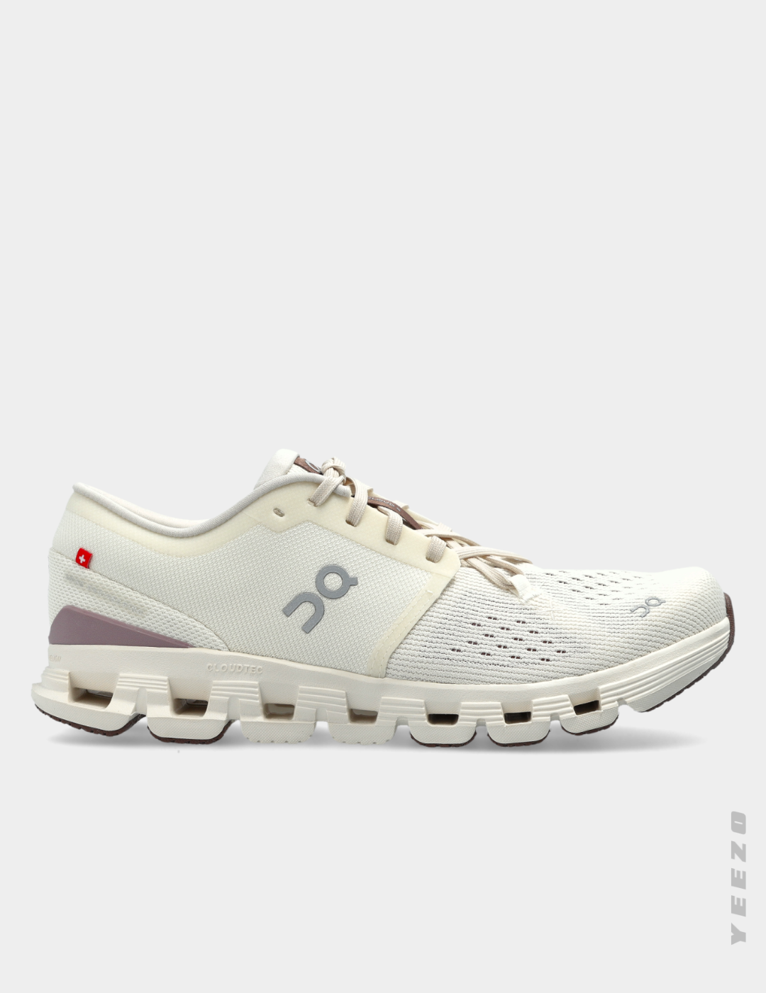 Tênis On Cloud X 4 feminino