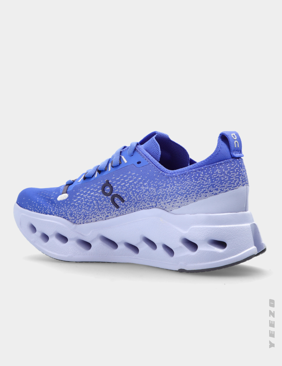 Tênis On Cloudsurfer Max feminino