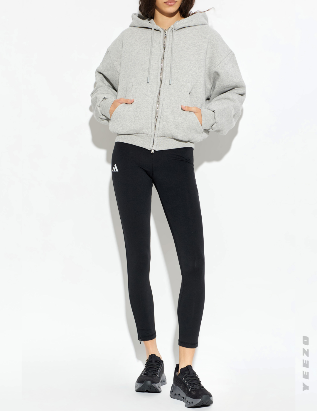 Tênis On Cloudsurfer Max feminino
