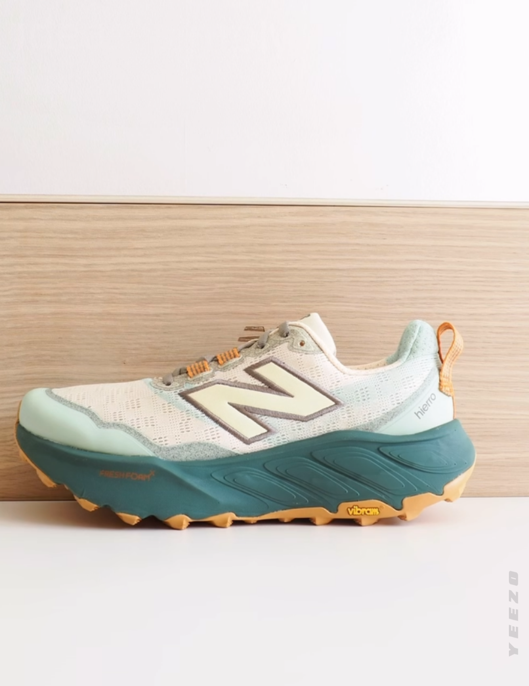 NB Fresh Foam x Hierro® V9 feminino treino e trilha