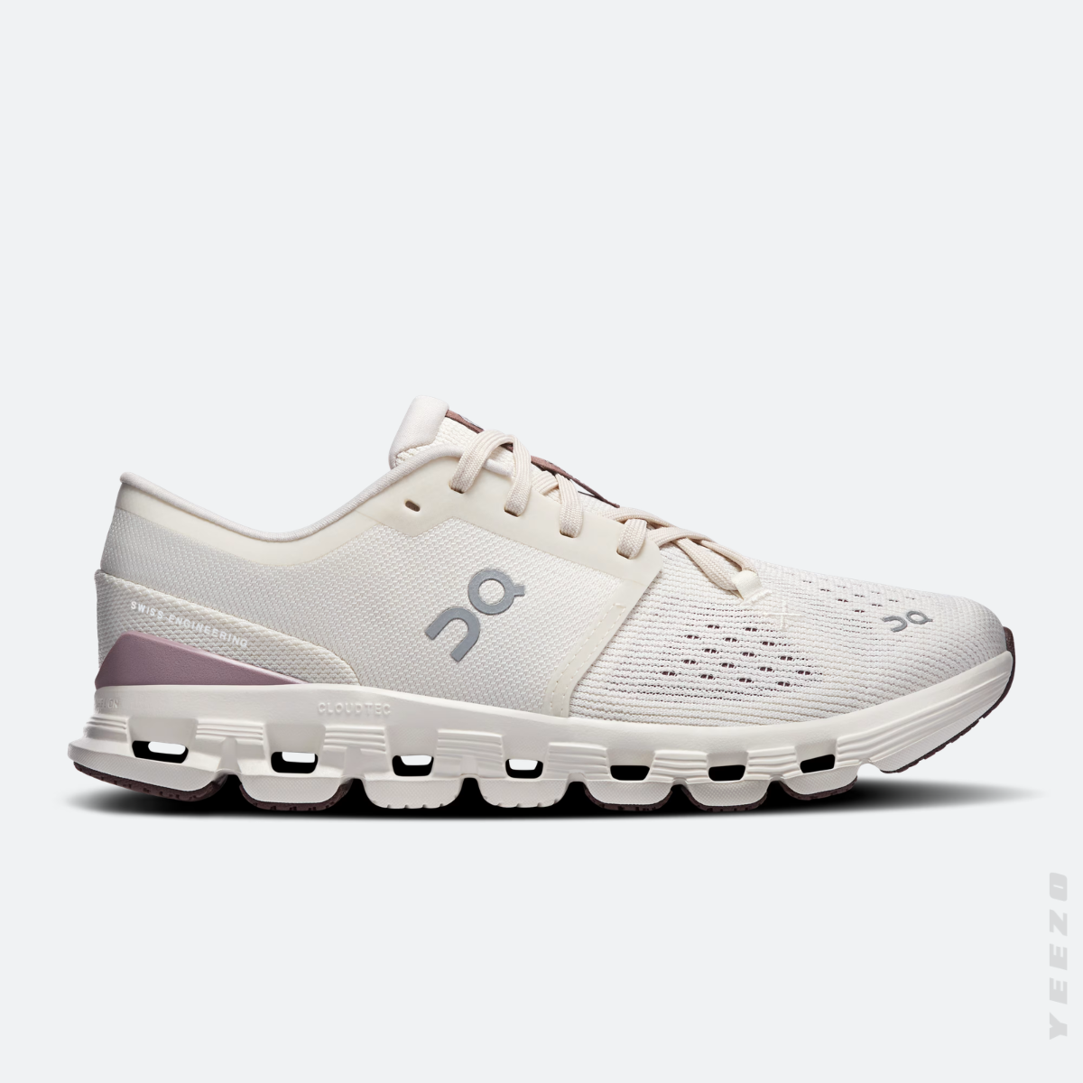 On Cloud X 4 feminino