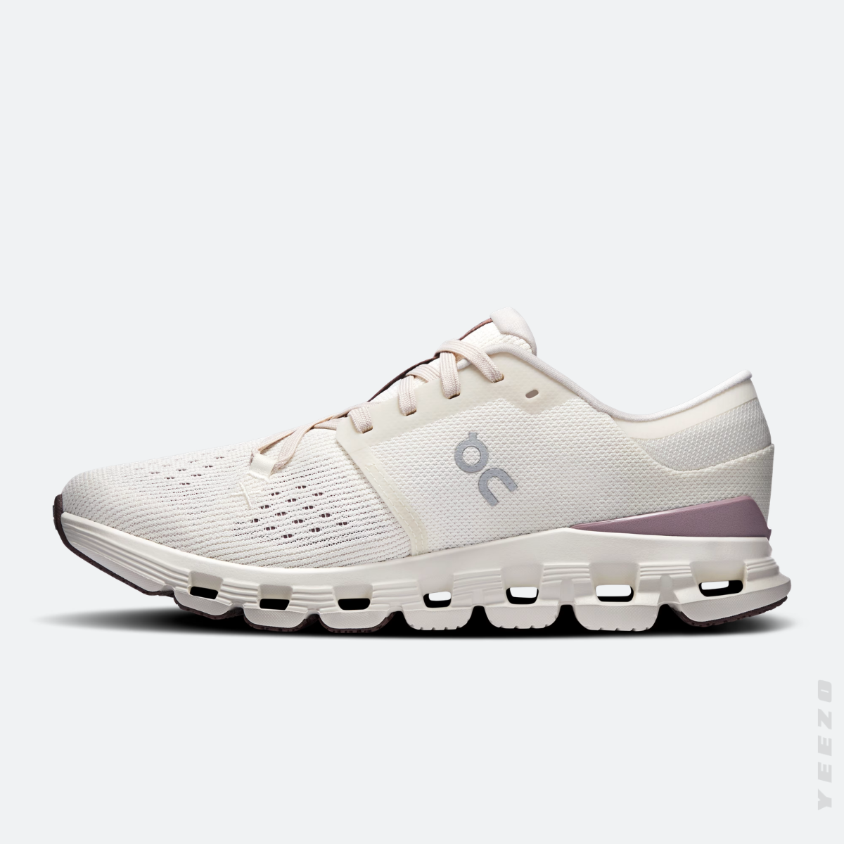 On Cloud X 4 feminino