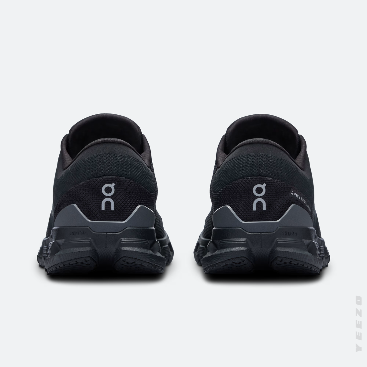 On Cloud X 4 feminino