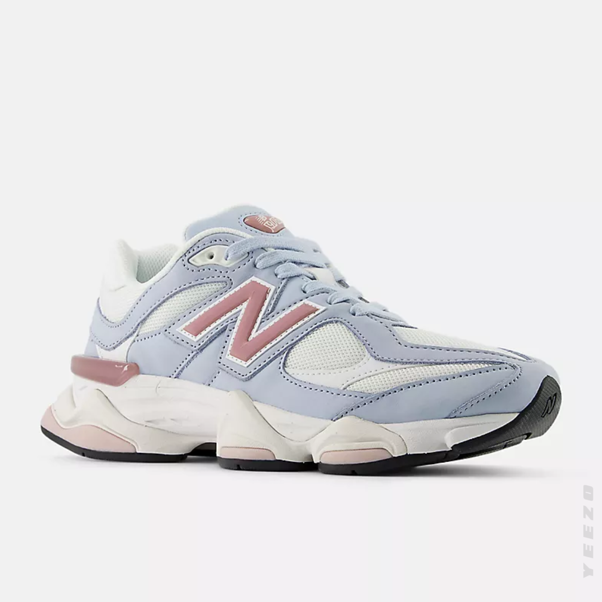 Tênis New Balance 9060