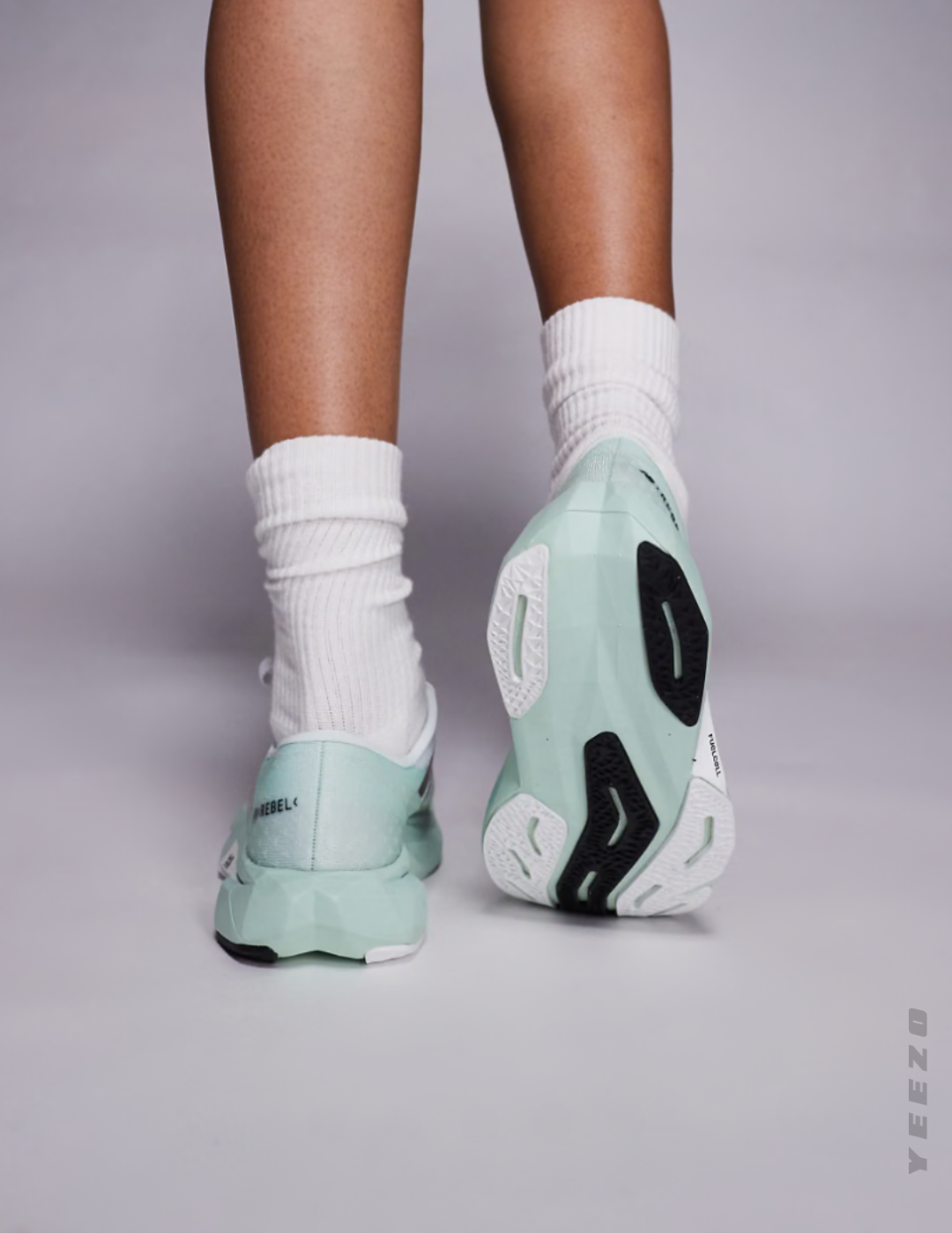 New Balance FuelCell Rebel V4 feminino treino e corrida