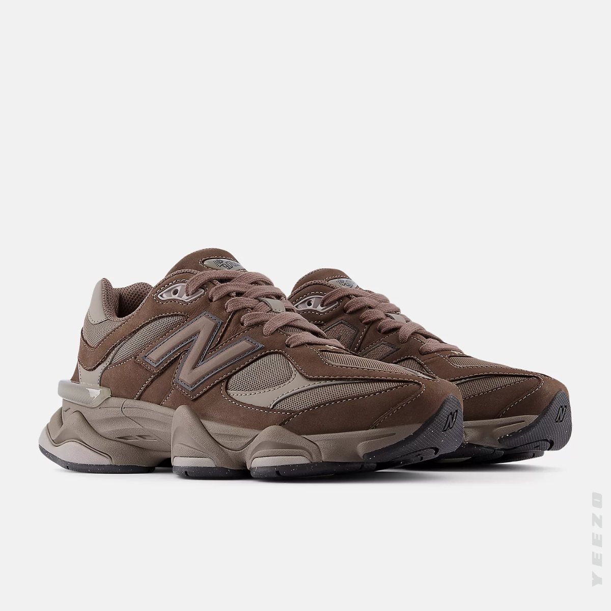 Tênis New Balance 9060