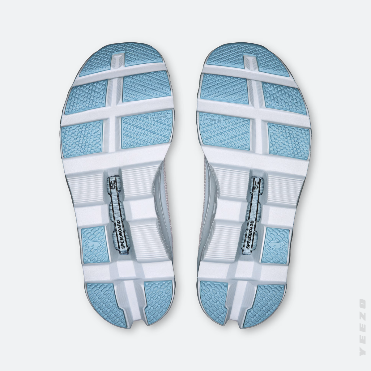 On Cloudmonster feminino