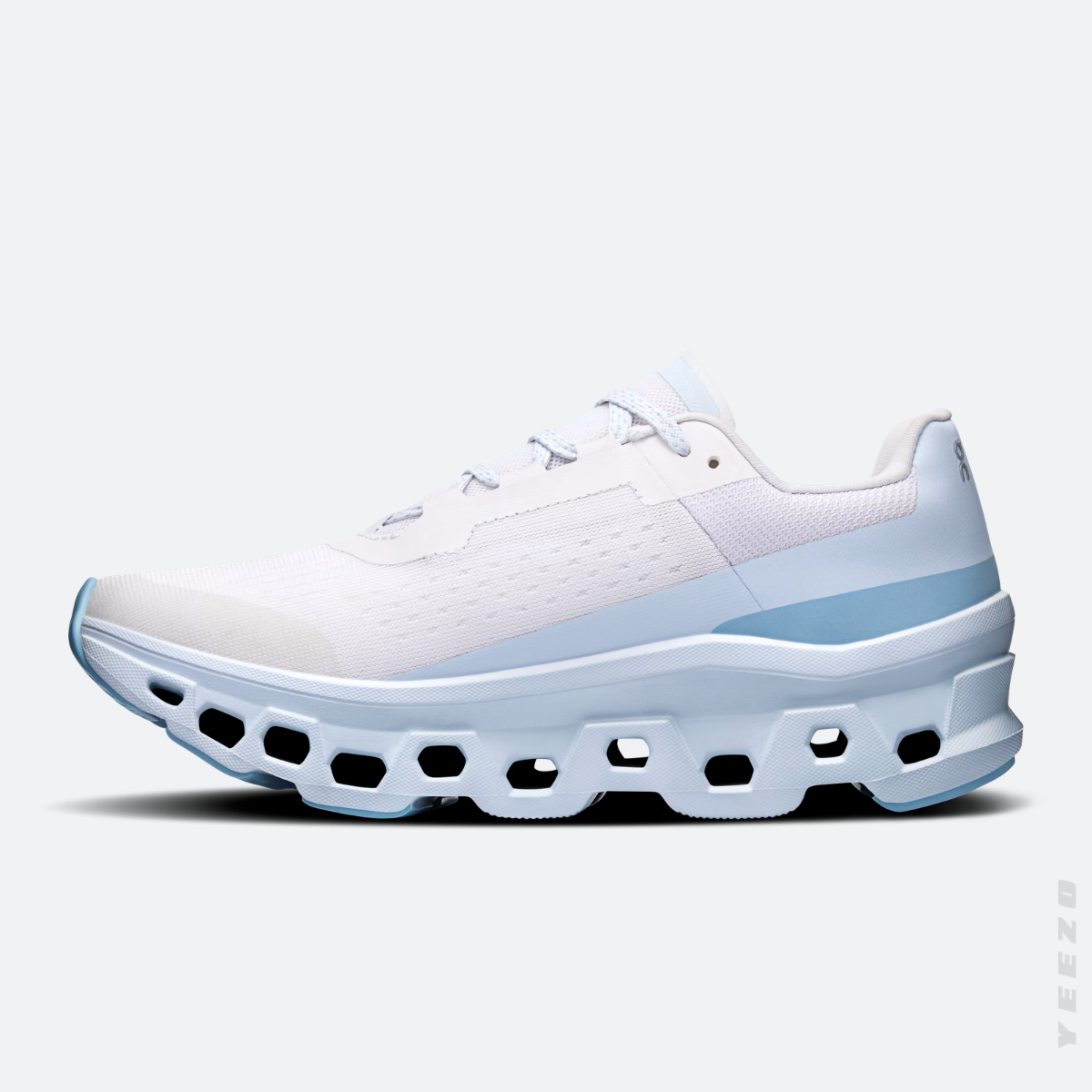 On Cloudmonster feminino